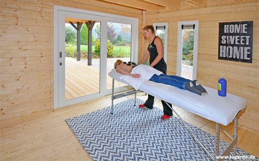 Woodpro Gartenhaus Praxis: Wo könnten Sie besser einen Massagesalon einrichten als in der natürlichen Umgebung Ihres Gartens? Ihre Kunden werden die natürliche und entspannende Atmosphere lieben